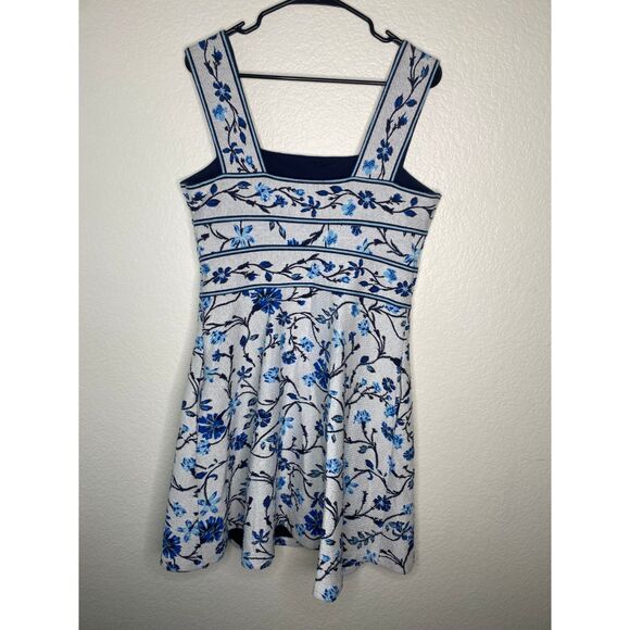 Maeve Anthropologie shannon jacquard fit and flare floral dress garden spring L - Picture 3 of 8